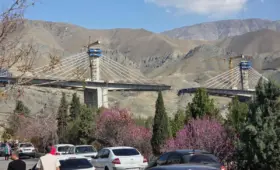 США атаковали крупнейший мост в Иране