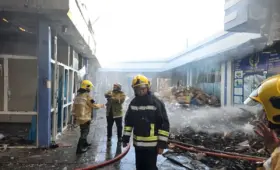 Крупный пожар охватил рынок «Бешкурган», на место прибыл глава МЧС