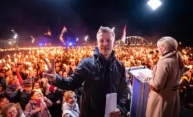 На выборах в Венгрии победила оппозиционная партия. Виктор Орбан признал поражение