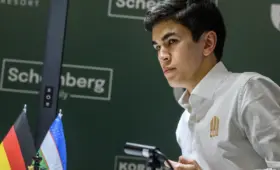 Жавохир Синдаров снова обыграл Прагнанандху и ушёл в отрыв на Турнире претендентов