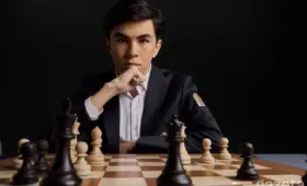 Жавохир Синдаров установил исторический рекорд на Турнире претендентов, обыграв Накамуру