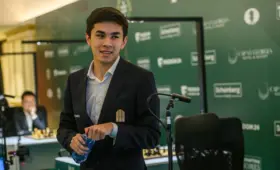 Жавохир Синдаров находится в шаге от победы на Турнире претендентов