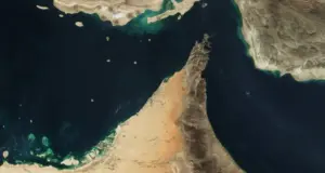 Иран открыл Ормузский пролив для коммерческих судов