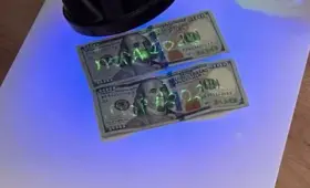 Чиновников в Наманганской и Ферганской областях задержали при получении взяток