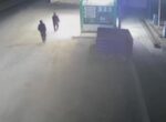 Грабители в масках напали на заправку в Фергане и вынесли заполненный деньгами сейф