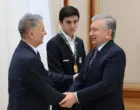 Жавохира Синдарова принял и наградил президент Узбекистана