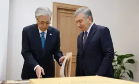 Узбекистан передал Казахстану копии ряда исторических документов