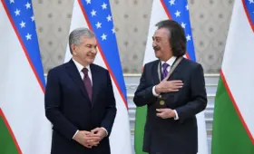 Президент наградил Фарруха Закирова в честь 80-летия. Его именем назовут школу