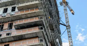 Треть жалоб на застройщиков в Узбекистане связана с качеством работ, ещё треть — с нарушением сроков сдачи жилья