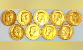 Пассажир рейса Ташкент-Баку пытался вывезти 24 старинные золотые монеты