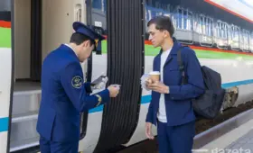 Фоторепортаж: Поезд Hyundai Rotem отправился в первый рейс «Ташкент-Хива»