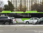 К борьбе с безбилетниками в автобусах хотят подключить ИИ. Вход через переднюю дверь пассажиры не освоили