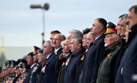 Фото: Президент Узбекистана на параде Победы в Москве