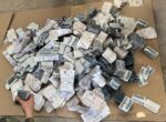 Правоохранители наткнулись на крупную партию контрафактных лекарств на границе в Ташкентской области. Видео