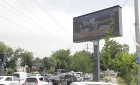 Вклад Узбекистана в победу над фашизмом демонстрируют на экранах в Ташкенте