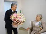 «Нынешние мирные дни — результат вашего беспримерного самоотверженного труда». Президент Узбекистана навестил ветеранов