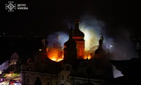 Киев подвергся массированному обстрелу, горел Успенский собор в Киево-Печерской лавре