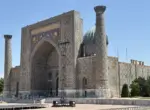 В Самарканде при содействии посольства США реставрируют медресе Шердор. Что планируется сделать?