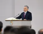 Шавкат Мирзиёев призвал министров и хокимов доверять молодёжи руководящие должности