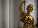 Жителя Бухарской области приговорили к 3 годам и 6 месяцам колонии за наёмничество
