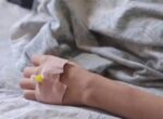 Общается жестами. Появились новые подробности скандала с избиением ученика учителем информатики. Видео