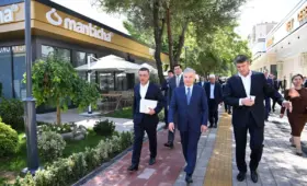 Улицу Янги Сергели в Ташкенте превратили в круглосуточную зону торговли и услуг