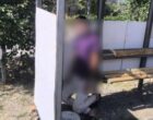 В Ташкенте мужчина повесился на автобусной остановке
