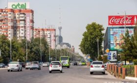 Бизнес-омбудсман вступился за предпринимателей в споре из-за рекламы на крышах домов в Ташкенте
