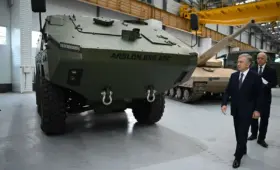 Модернизированный танк Т-64 и другую военную технику представили президенту. Детали