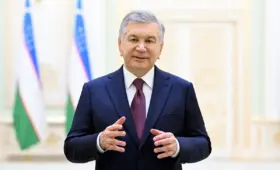 Президент Узбекистана принял новых послов девяти стран