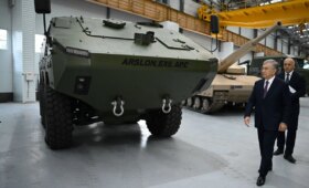 Президенту показали производство военной и специальной техники в Нурафшане