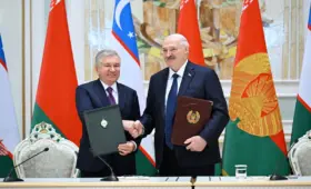 Лукашенко пригласил граждан Узбекистана в Беларусь на работу вместе с семьями
