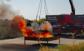 Поджечь батарею, измерить излучение и нажать газ: как бренд Chery провёл испытания гибридов
