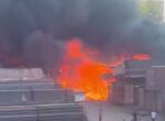 На строительном рынке в Намангане вспыхнул пожар. Видео