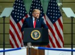 Трамп пригрозил остановить торговлю с ЕС за сближение с Канадой