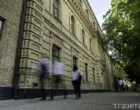 Детям педагогов предоставят скидку 30% на контракт в государственных вузах Узбекистана