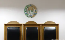 В кабинете судьи в Бухаре обнаружена крупная сумма денег, адвокат подозревается в попытке дачи взятки