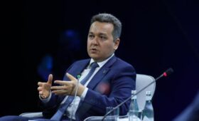 «Принятие закона не решит все проблемы». Шерзод Шерматов — об ограничении соцсетей для детей